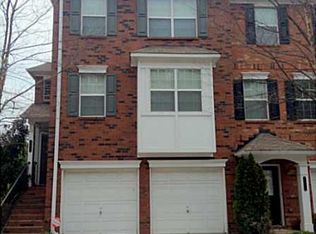402 Heritage Park Trce NW, Kennesaw, GA