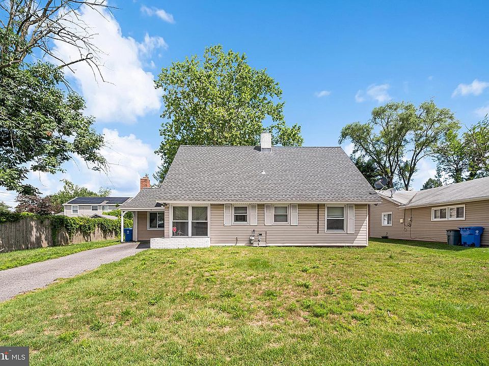 1st image of 11 Sedgwick Ln