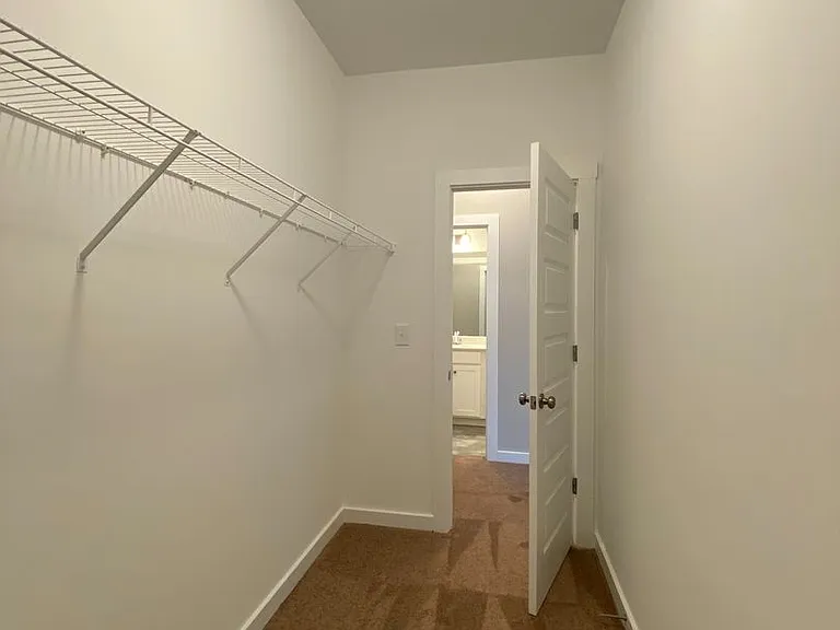 65 Red Oak Ct — Photo 26