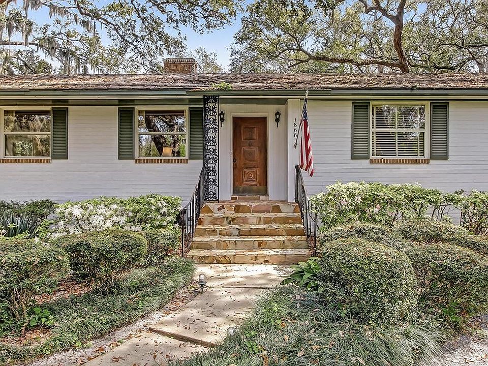 1st image of 1866 Highland Dr