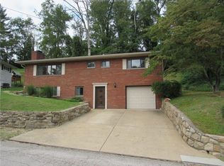 825 Carroll Rd, Charleston, WV 25314