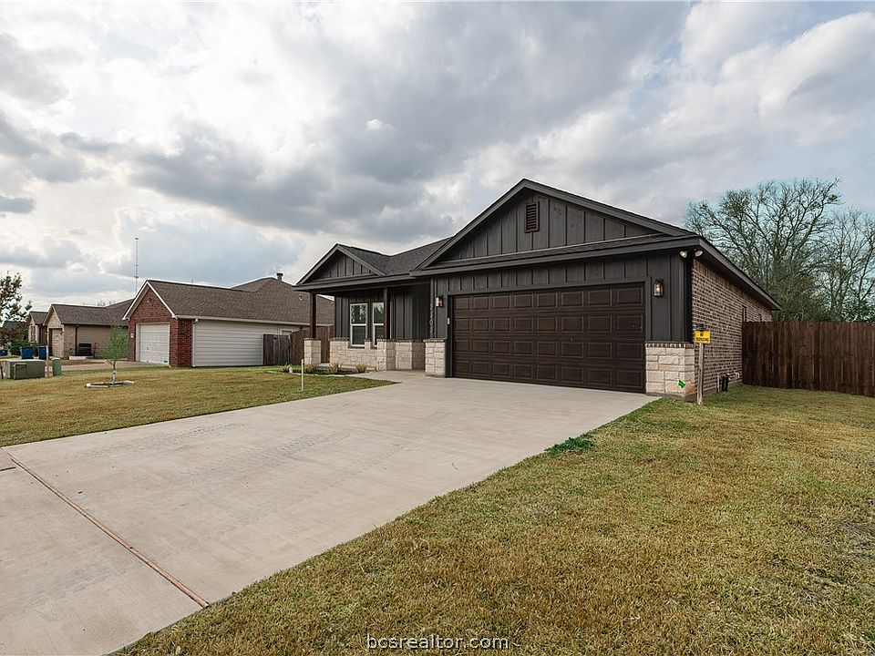 1st image of 2303 White Wing Dr