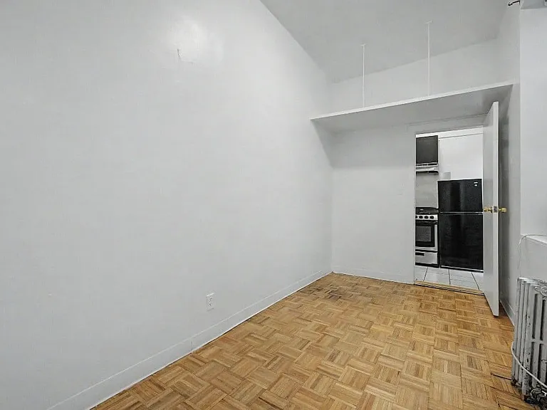 90 Stanton St #1D — Photo 5