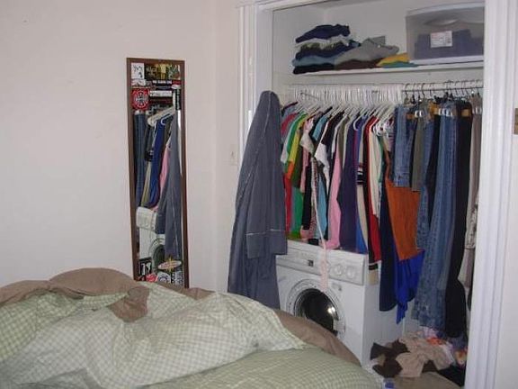 5th image of 3201 Ellwood Ave APT C