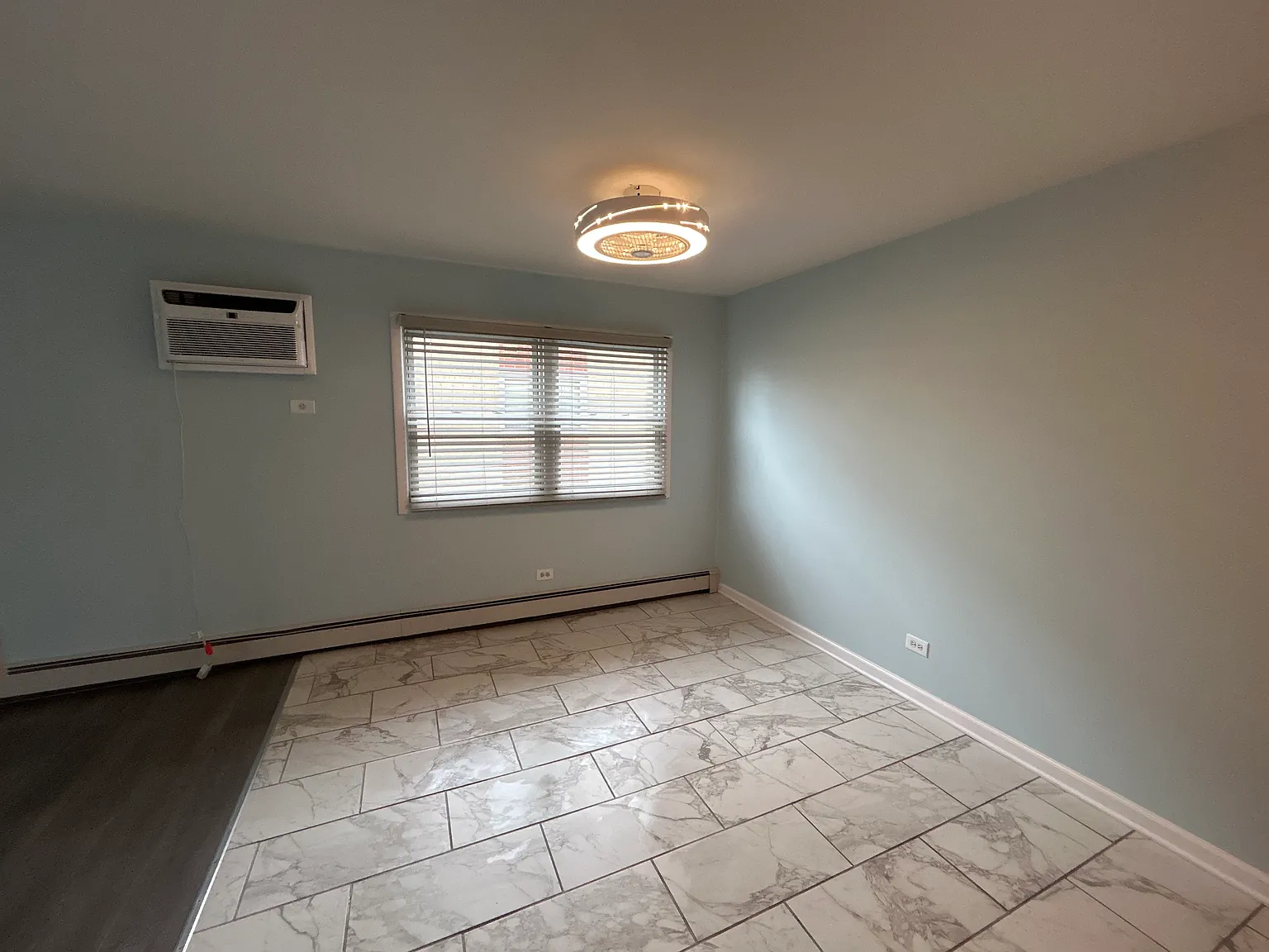 2 bed, 800 sqft, $1,500 — Photo 3