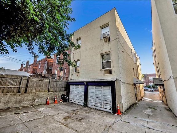 3rd image of 1523 E 29th St