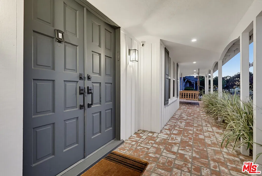 3 bed, 2.0 bath, 1473 sqft, $7,800 — Photo 4