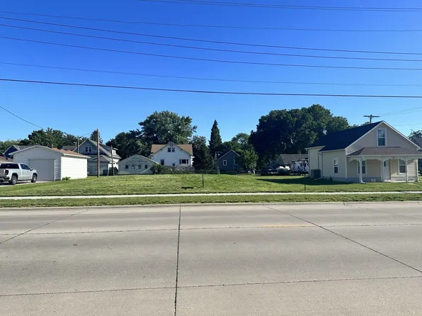 309 W 3rd St, Madison, NE 68748