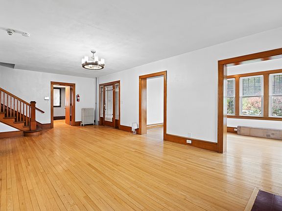 3rd image of 2780 Rimrock Dr