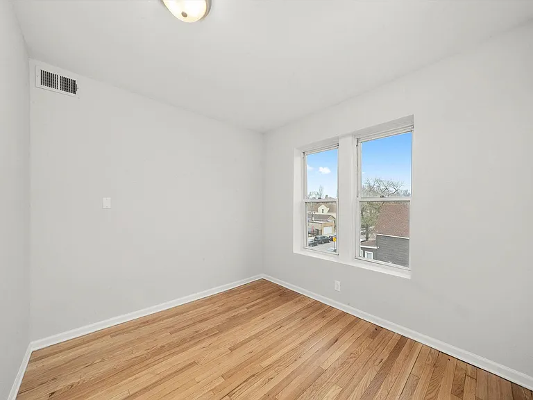 3000 N. Whipple LLC — Photo 59