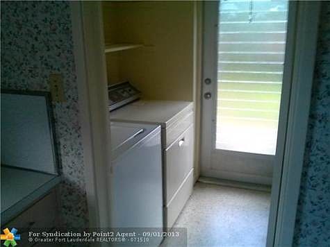 4th image of 2120 NE 56th St #A