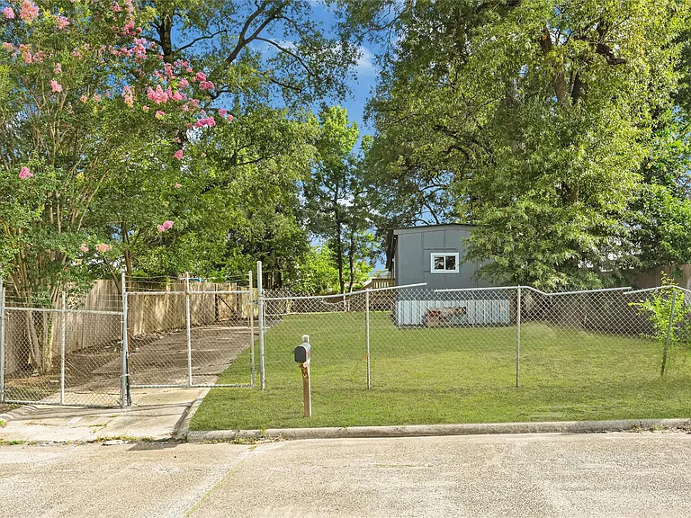 11719 S Spicewood Ln — Photo 17