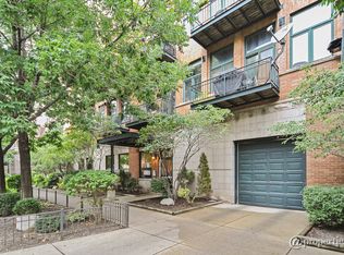 920 W Sheridan Rd APT 402, Chicago, IL 60613