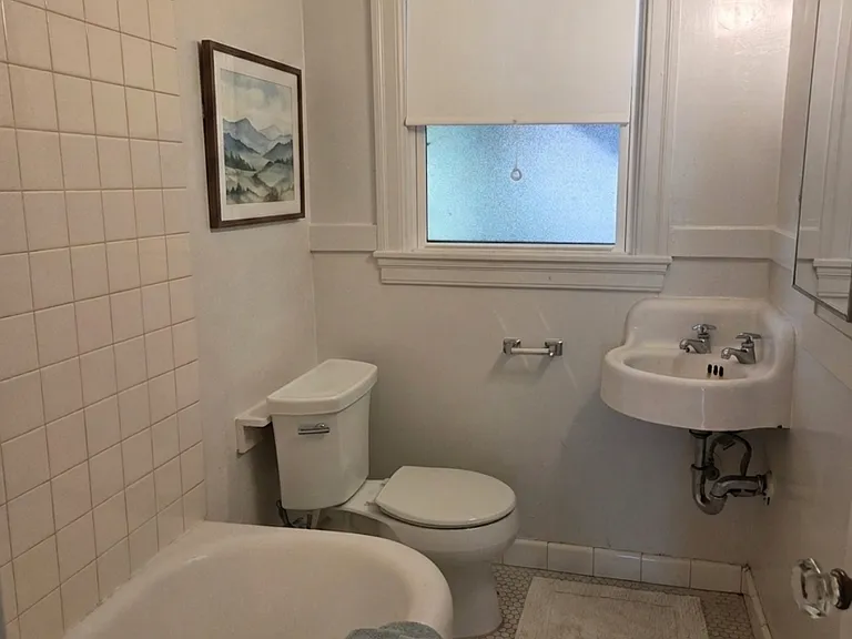 2667 Derby St #7 — Photo 3