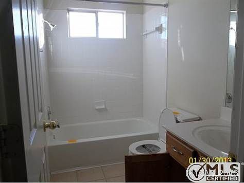 4th image of 5004 Causeway Ct