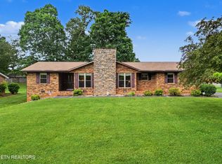 1909 S Belmont Dr, Maryville, TN 37804