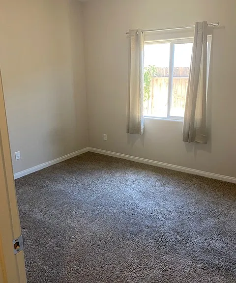 8606 Littleton St — Photo 9