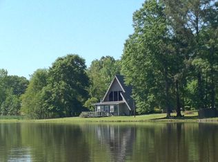 6 Longwood Dr, Florence, MS 39073