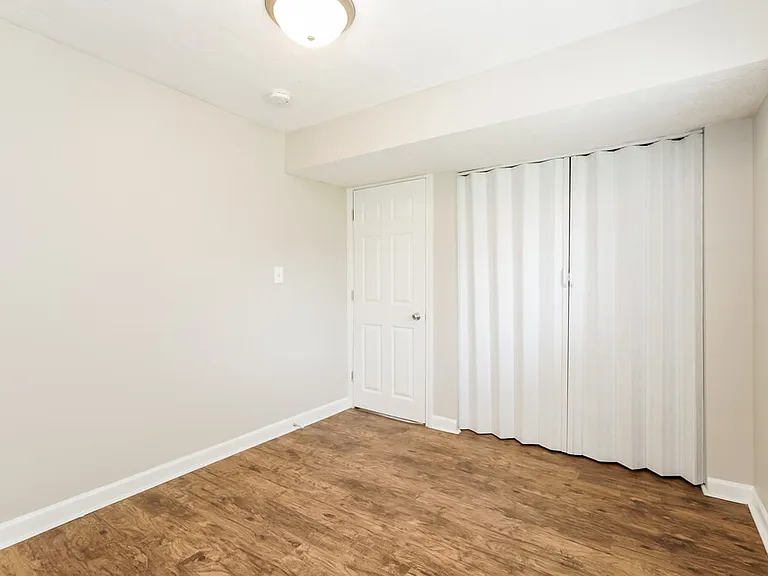 11045 Amburg Ct — Photo 15