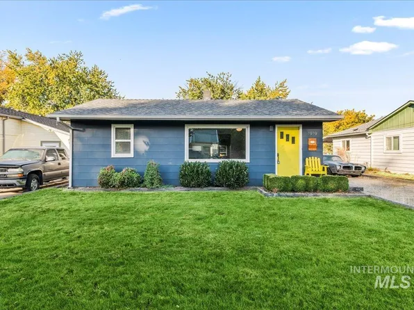 1919 Hird Ave, Caldwell, ID 83605