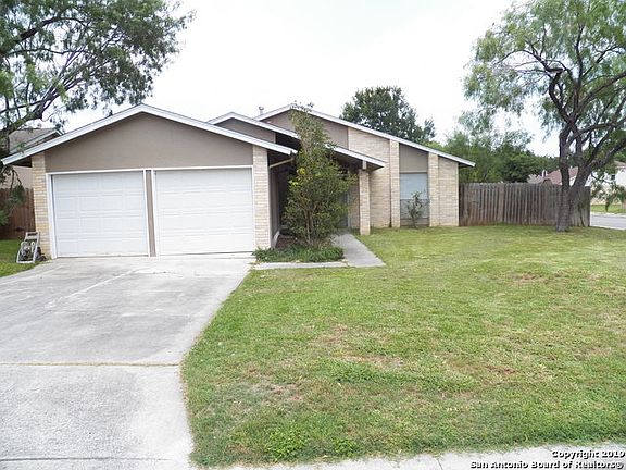 2nd image of 2722 Bear Springs Dr