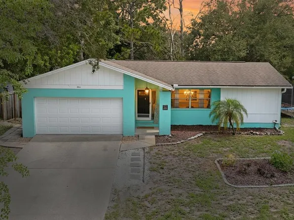 1211 CROSSBOW LANE, TARPON SPRINGS, FL 34689