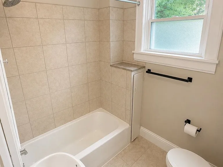835 N Union Blvd #2 — Photo 14