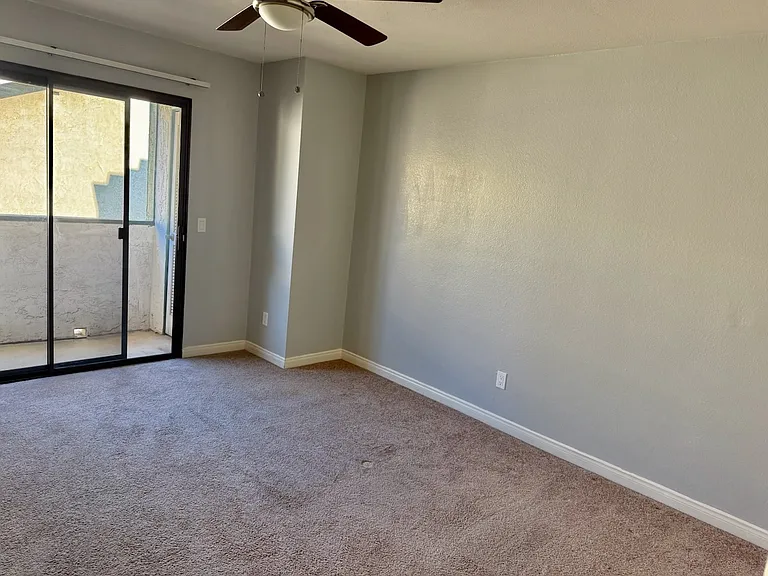 1934 Missouri St #5 — Photo 15