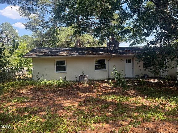 4th image of 605 Sunnyside Ln W