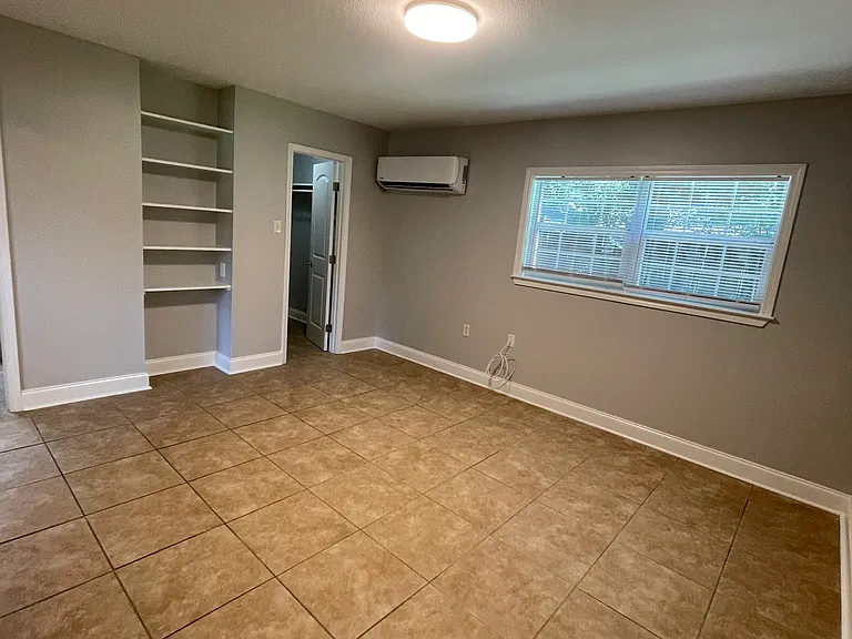 2012 S Ringer Ave #2 — Photo 9