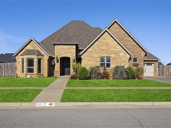 3517 Callaway Dr, Weatherford, OK 73096
