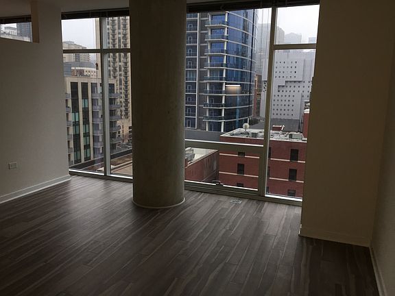2nd image of 801 Lasalle St #1110