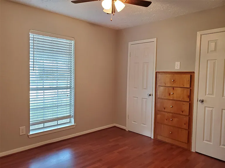 16315 Thistleglen Dr — Photo 18