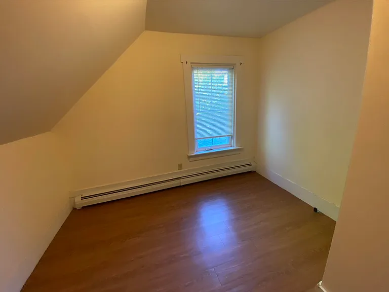 35 Winchester Ct — Photo 14