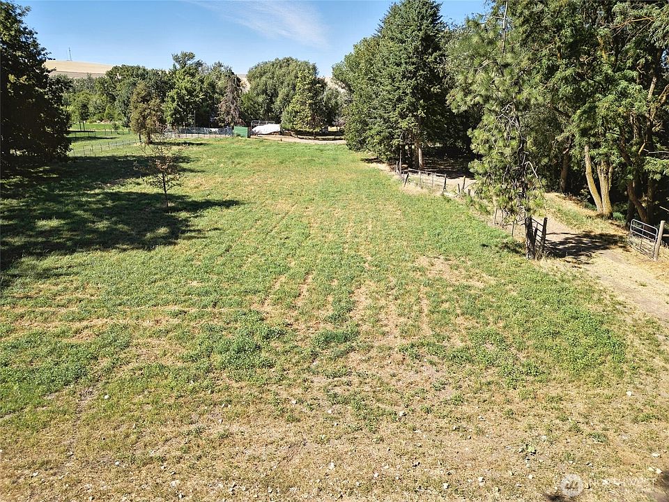 1st image of 0 Lot 3 E Sixth Street