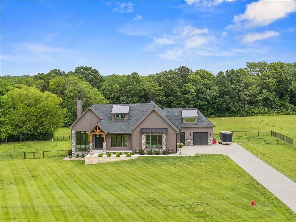 1st image of 13405 Woodland Ranch Dr