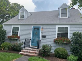 76 Northfield Rd, Fairfield, CT 06824