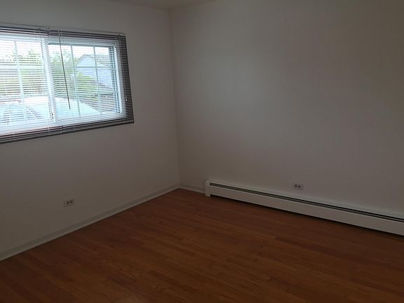 3rd image of 14436 Jefferson Ave