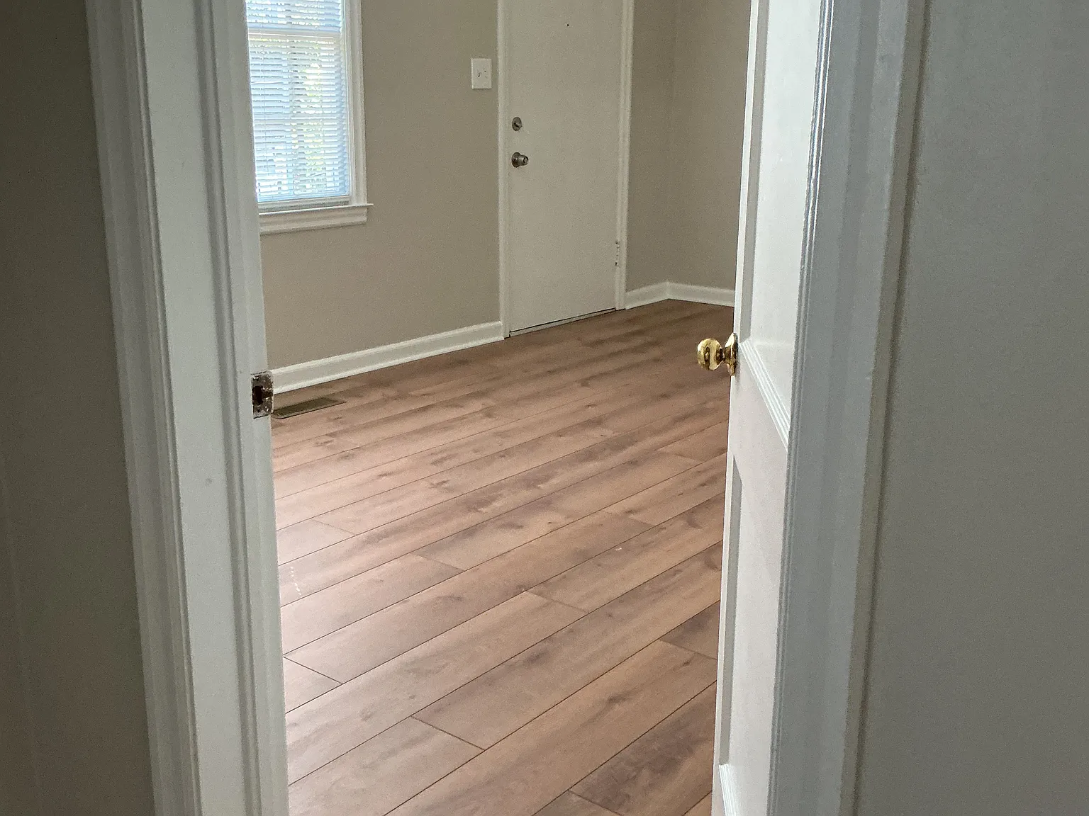 2 bed, 875 sqft, $950 — Photo 4