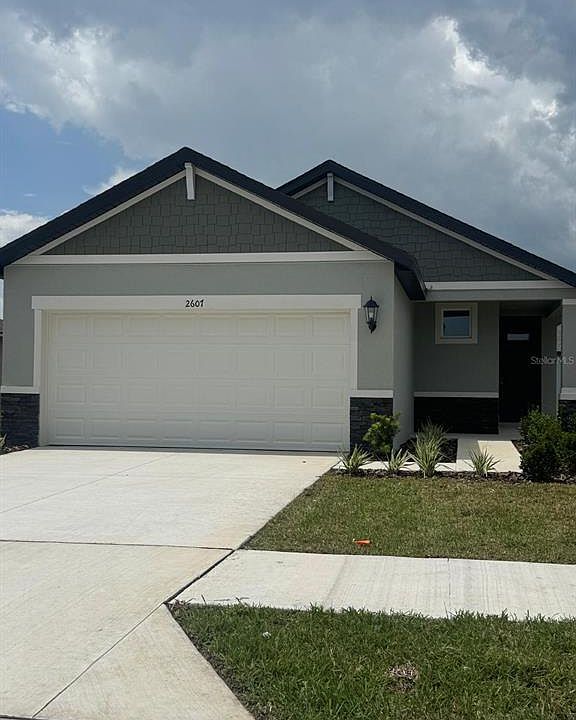 1st image of 2607 Olive Ln