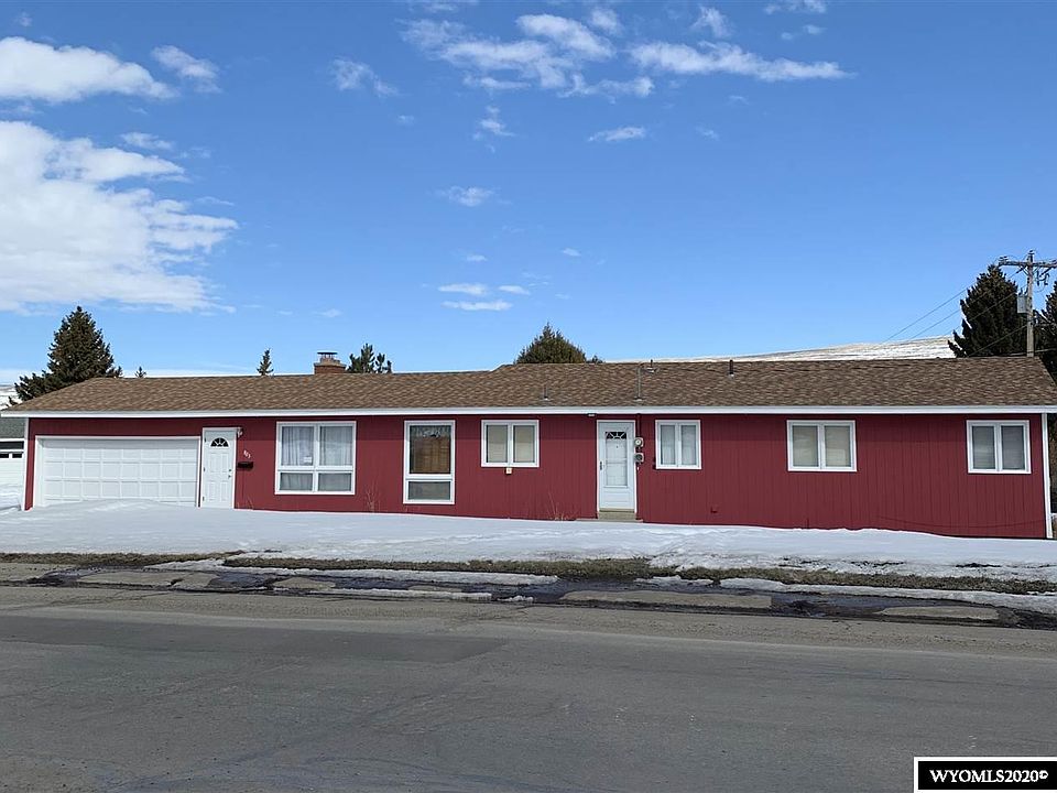 1st image of 823 3rd West Ave