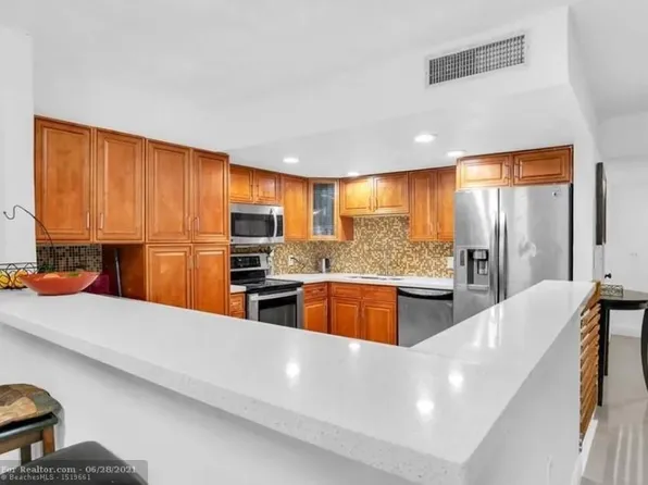 2760 NW 47TH Lane #2805, Lauderdale Lakes, FL 33313