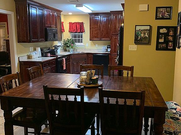 3rd image of 5838 Barkley Ln