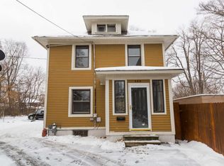 448 Saint Charles St, Elgin, IL 60120