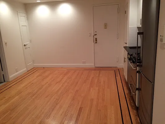 Rented by Waverly Realty Associates | media 18