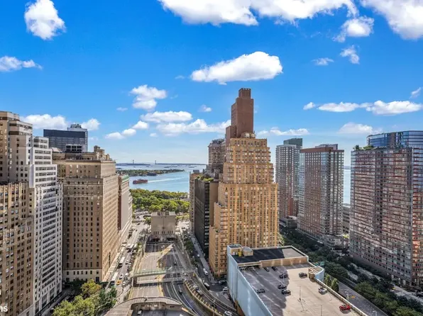 88 Greenwich Street image 6 of 11