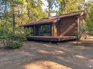 12993 NW Overland Trl, Bremerton, WA 98312