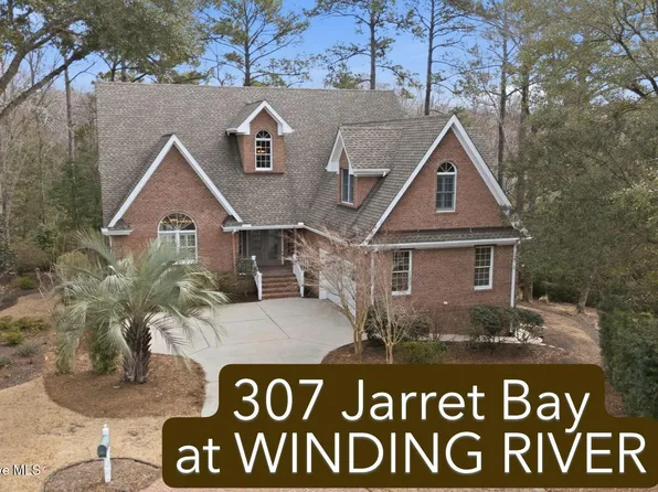 307 Jarret Bay Court SE, Bolivia, NC 28422