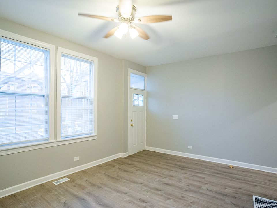 2nd image of 6610 S Drexel Ave