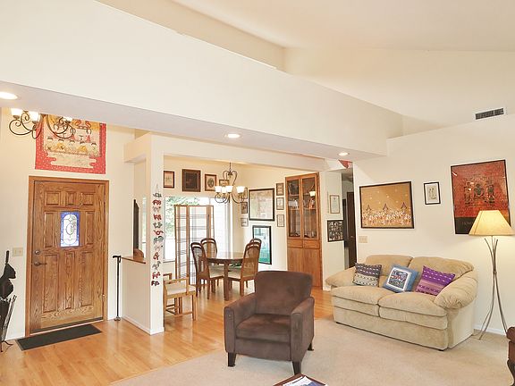 Living Rm- Entry- Dining Rm